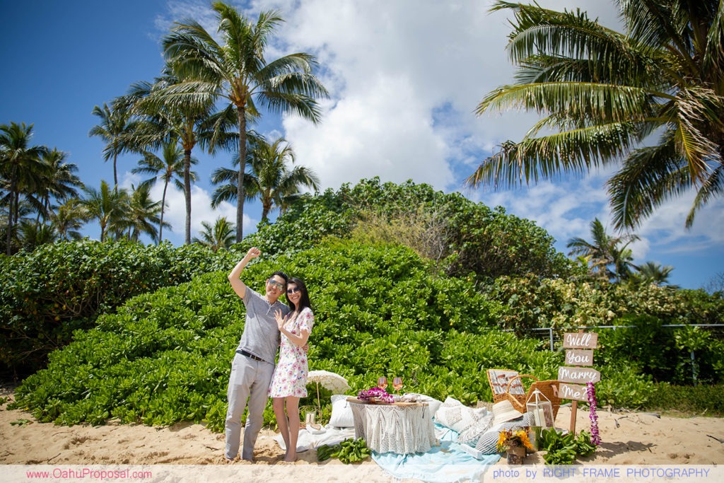 Romantic Beach Picnic Proposal at Kahala Beach, Hawaii Hawaii