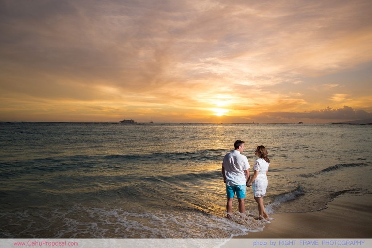 Romantic Surprise Proposal at Waikiki Beach