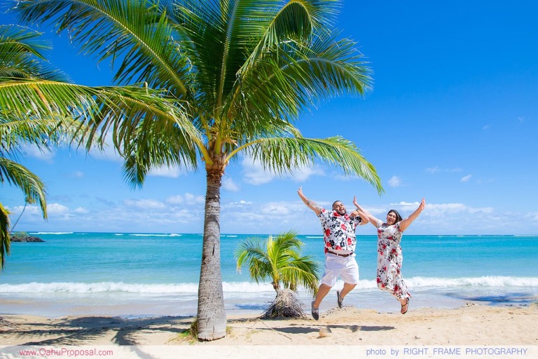 Surprise Proposal in Honolulu Kahala Beach