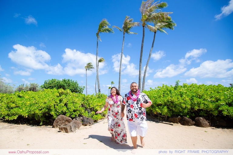 Surprise Proposal in Honolulu Kahala Beach