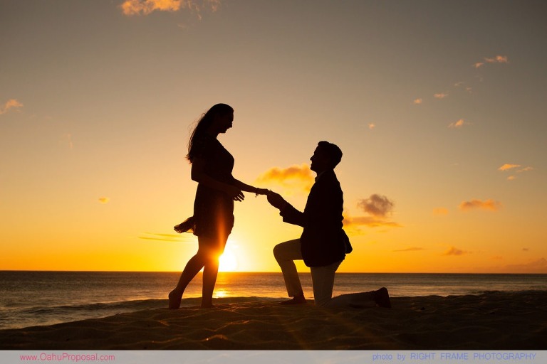 Romantic Sunset Beach Proposal Yokohama Bay Hawaii Oahu