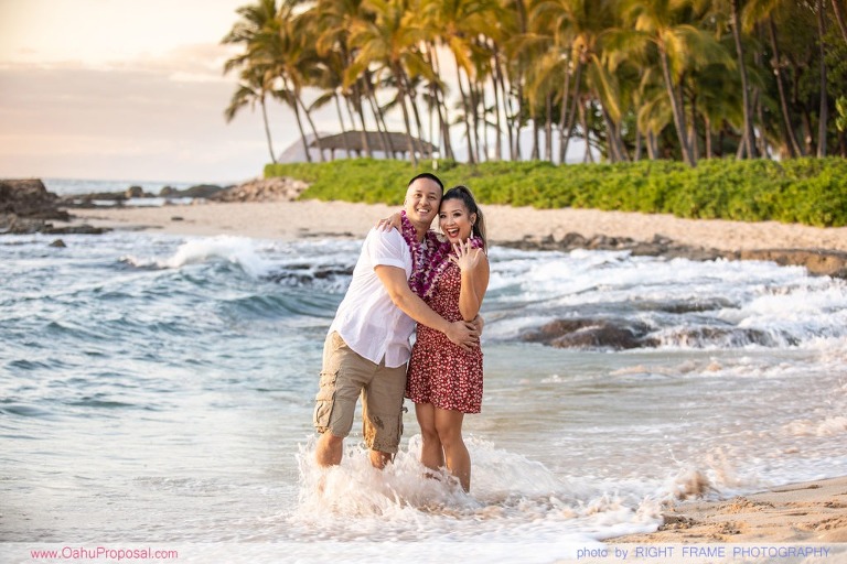 HER DREAMS COME TRUE. Surprise Proposal in Hawaii