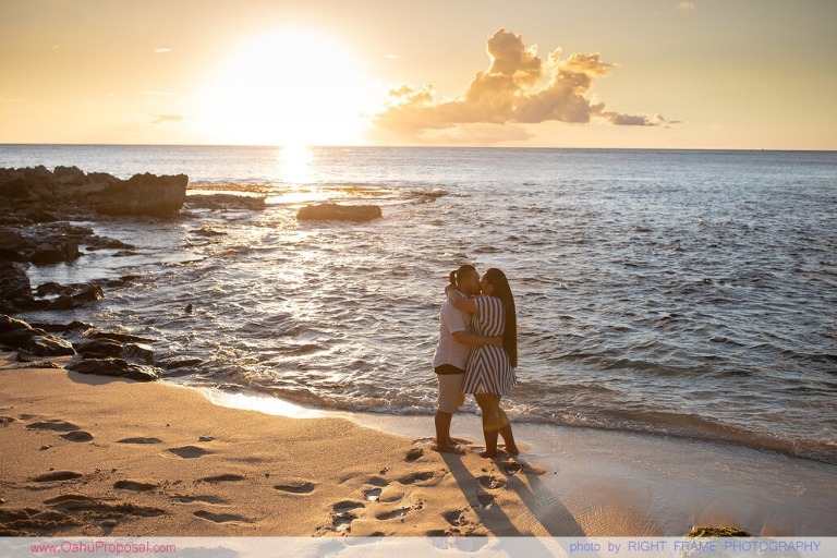Oahu Proposal Photographer Sunset Secret Beach