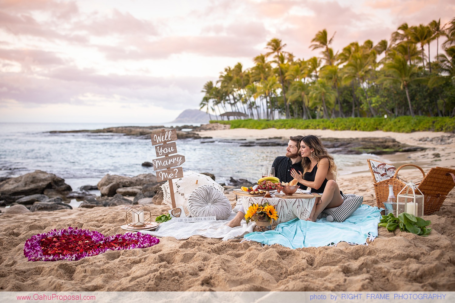 Beach Picnic Proposal in Hawaii Honolulu Proposal Photographer