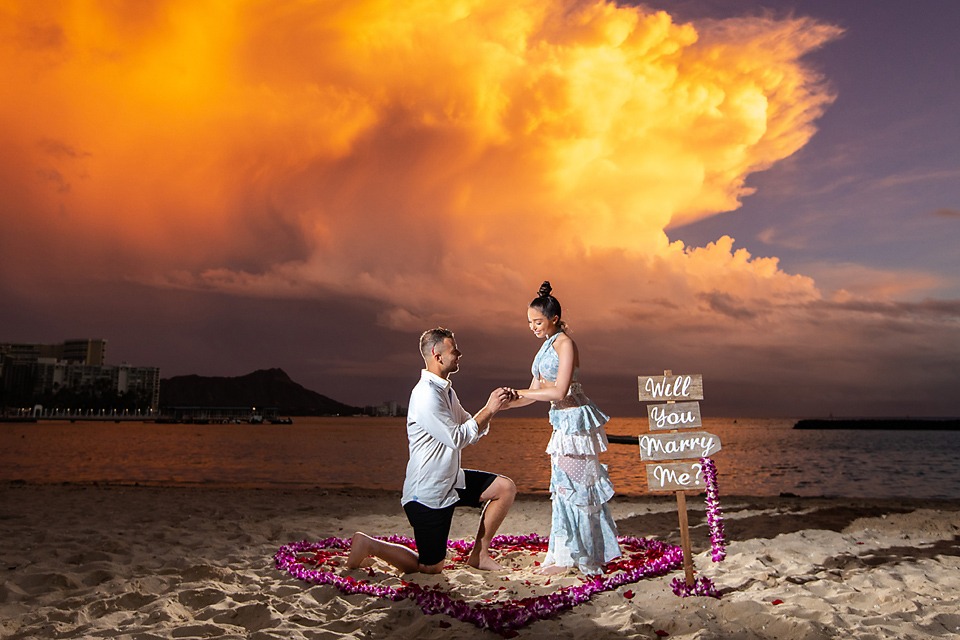 Oahu Proposal Hawaii Photographer Planner Sunset Waikiki Beach Ideas